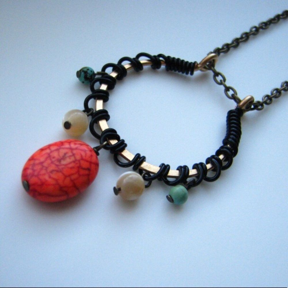 Horseshoe Southwestern Necklace Turquoise MOP‎ Beaded Handmade